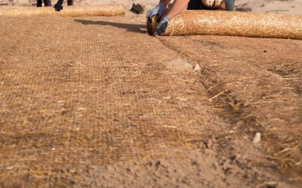 straw mat in use