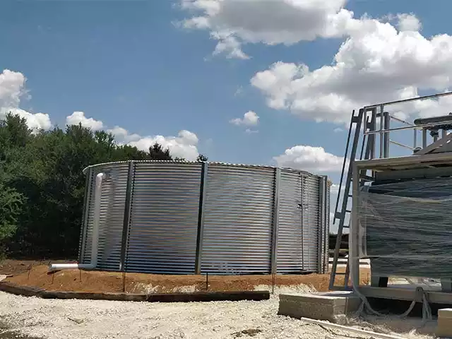 Corrugated tank