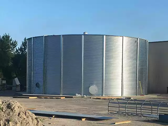 Corrugated steel tank