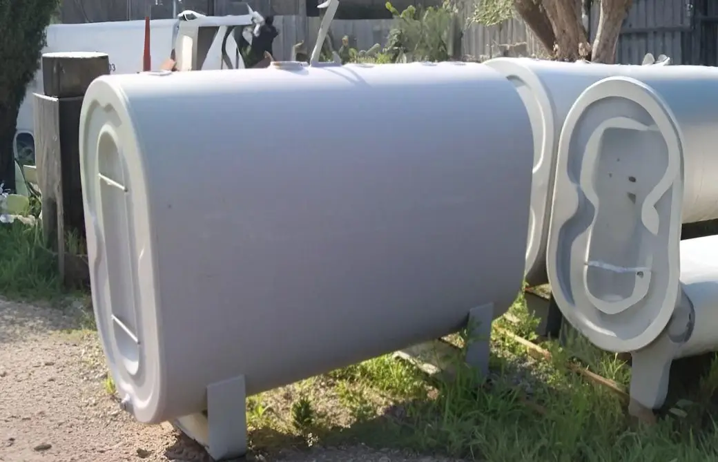 vertical standing heating oil tank