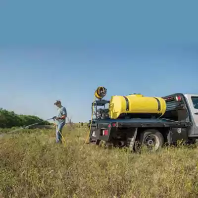 ATV Sprayer Tank with Nozzle Boom