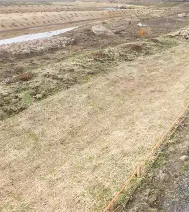 straw erosion wattle