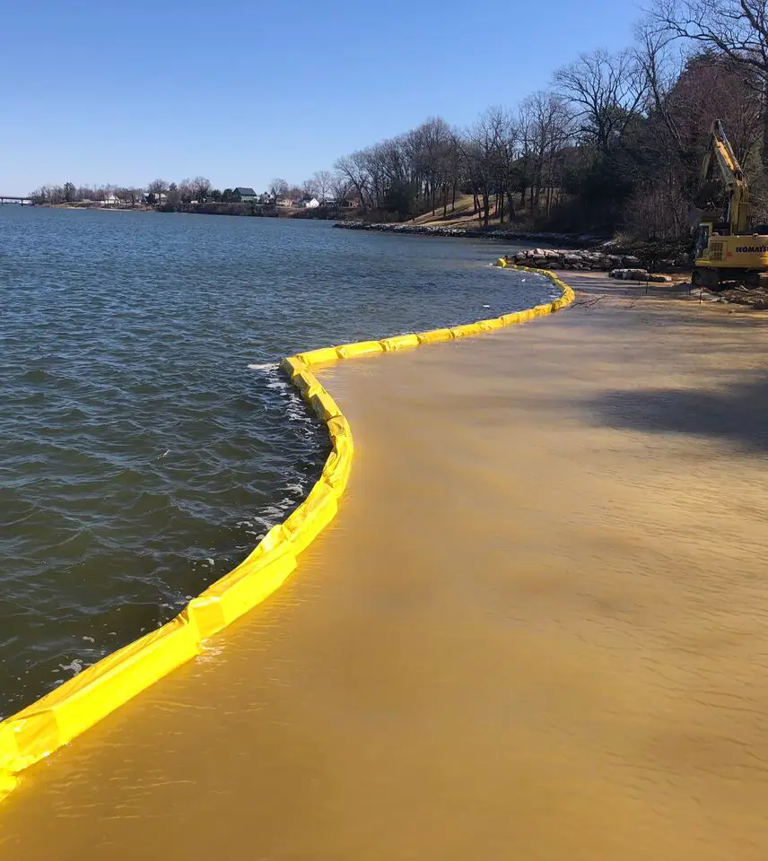 type 3 sil barrier installed along the shoreline