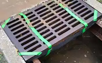 Undergrate Storm Drain Filter